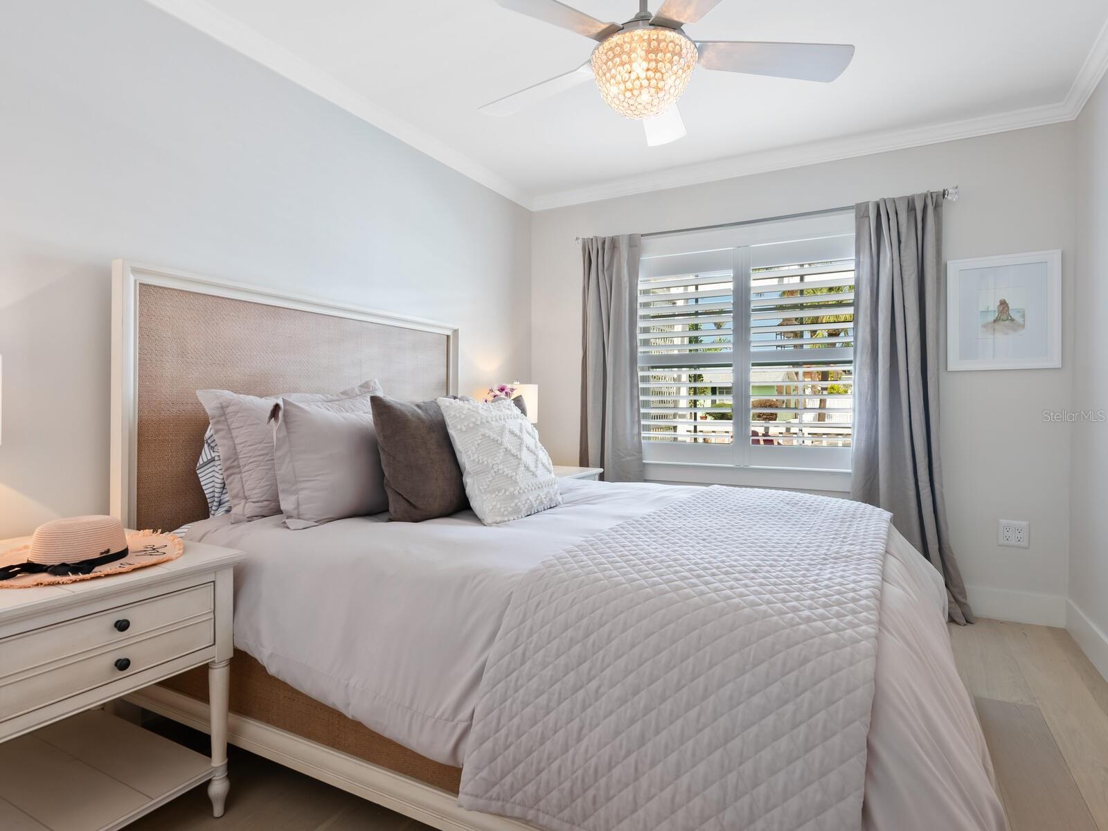 LIDO BEACH - Residential