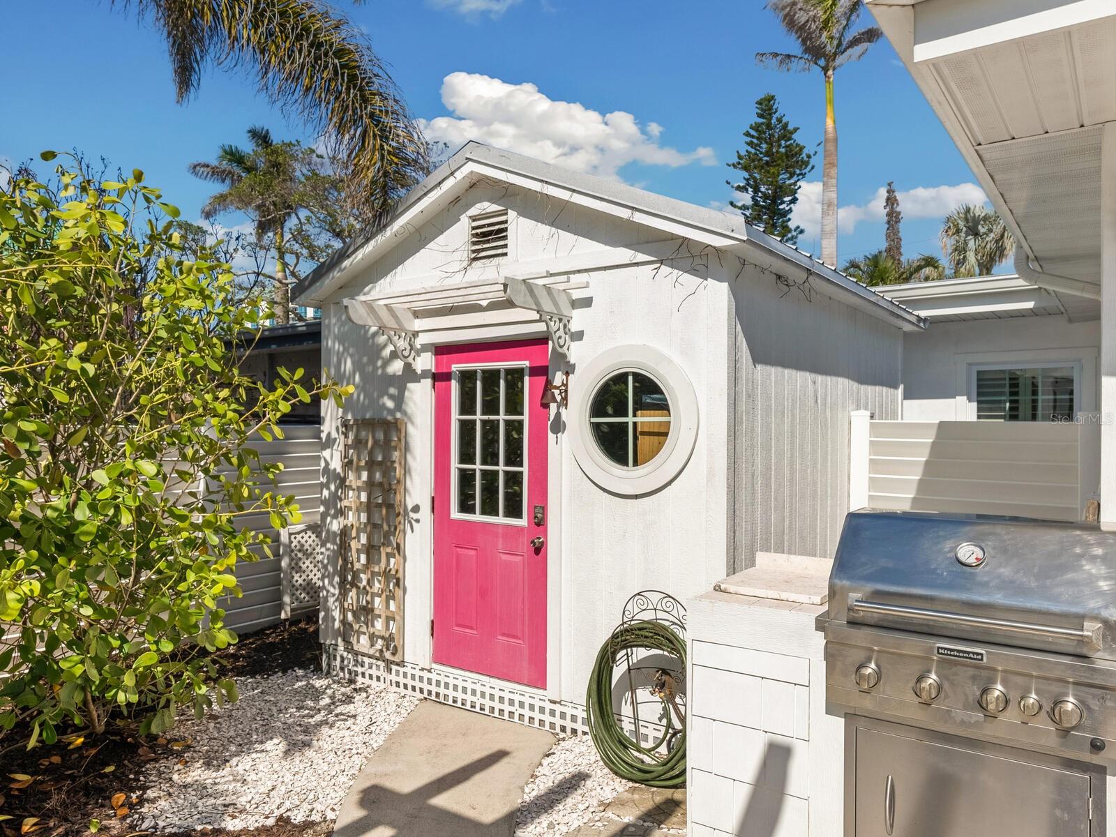 LIDO BEACH - Residential