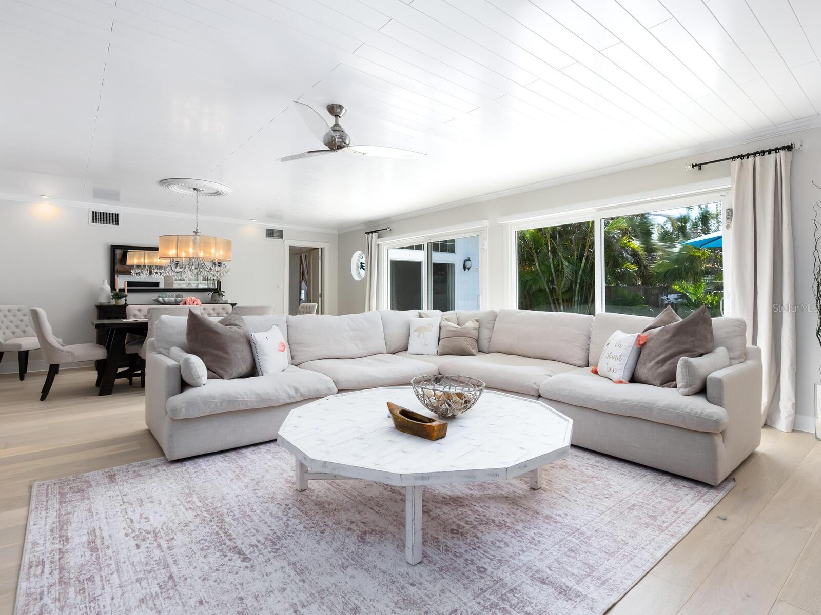 LIDO BEACH - Residential