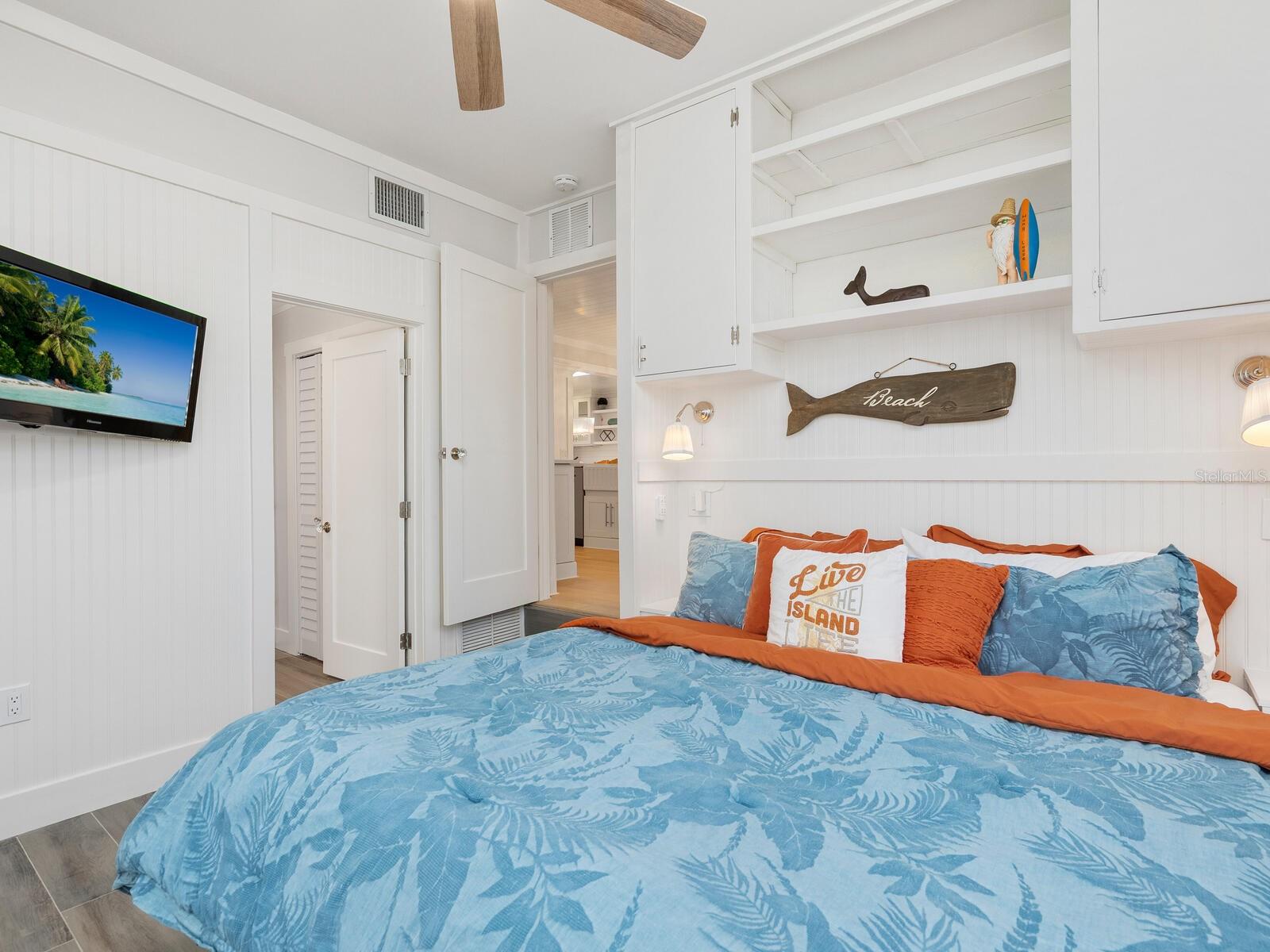 LIDO BEACH - Residential