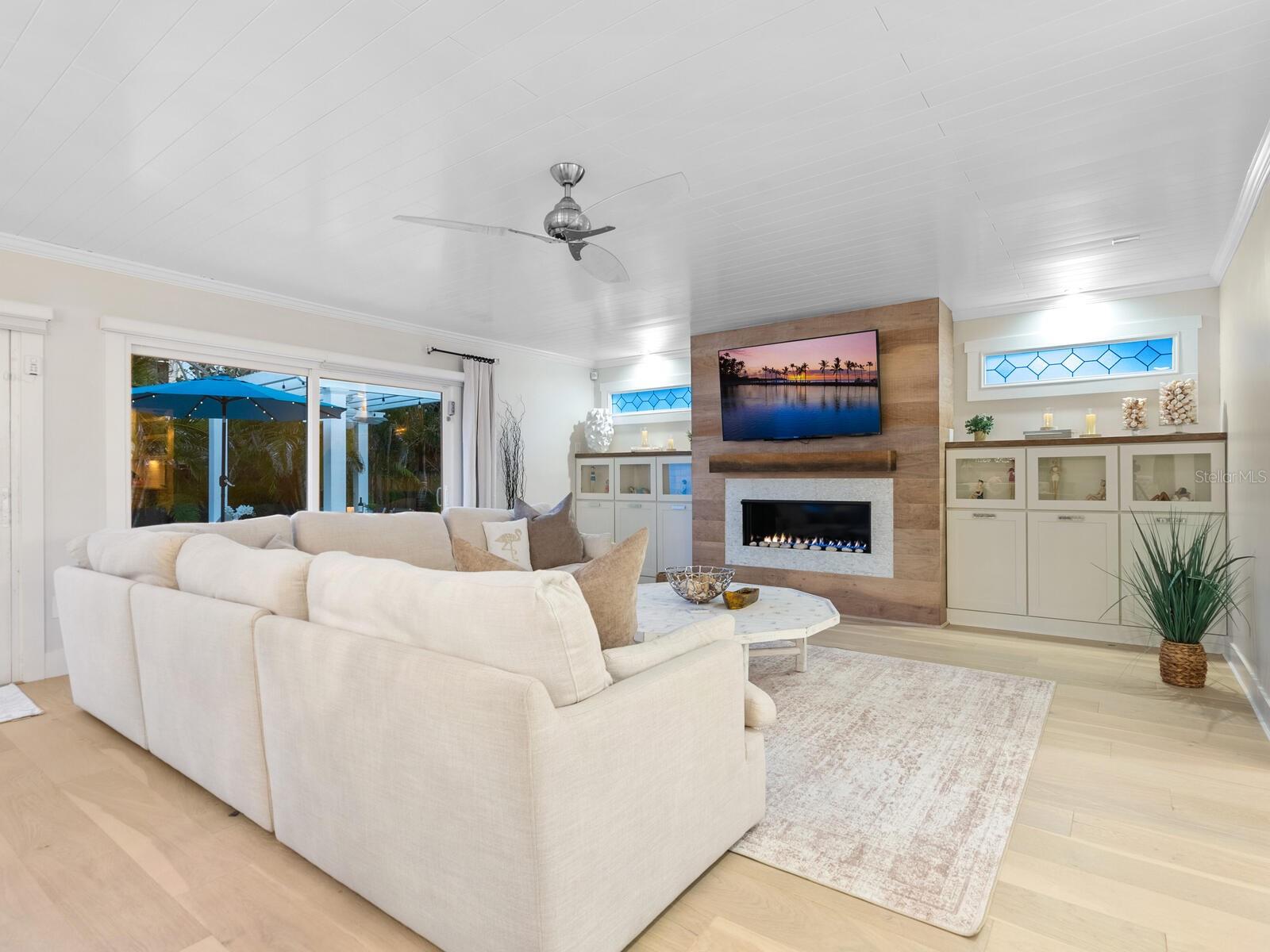LIDO BEACH - Residential