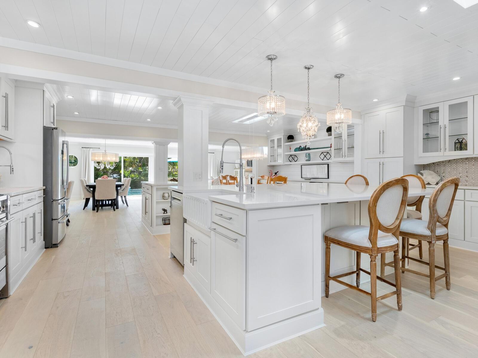 LIDO BEACH - Residential