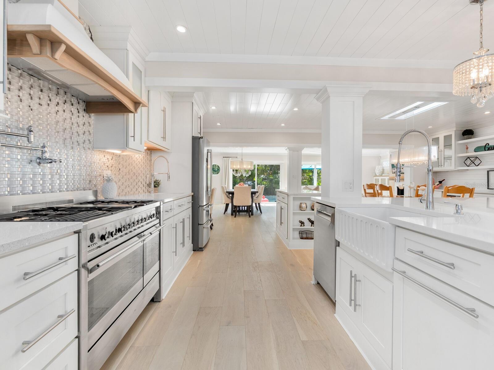LIDO BEACH - Residential