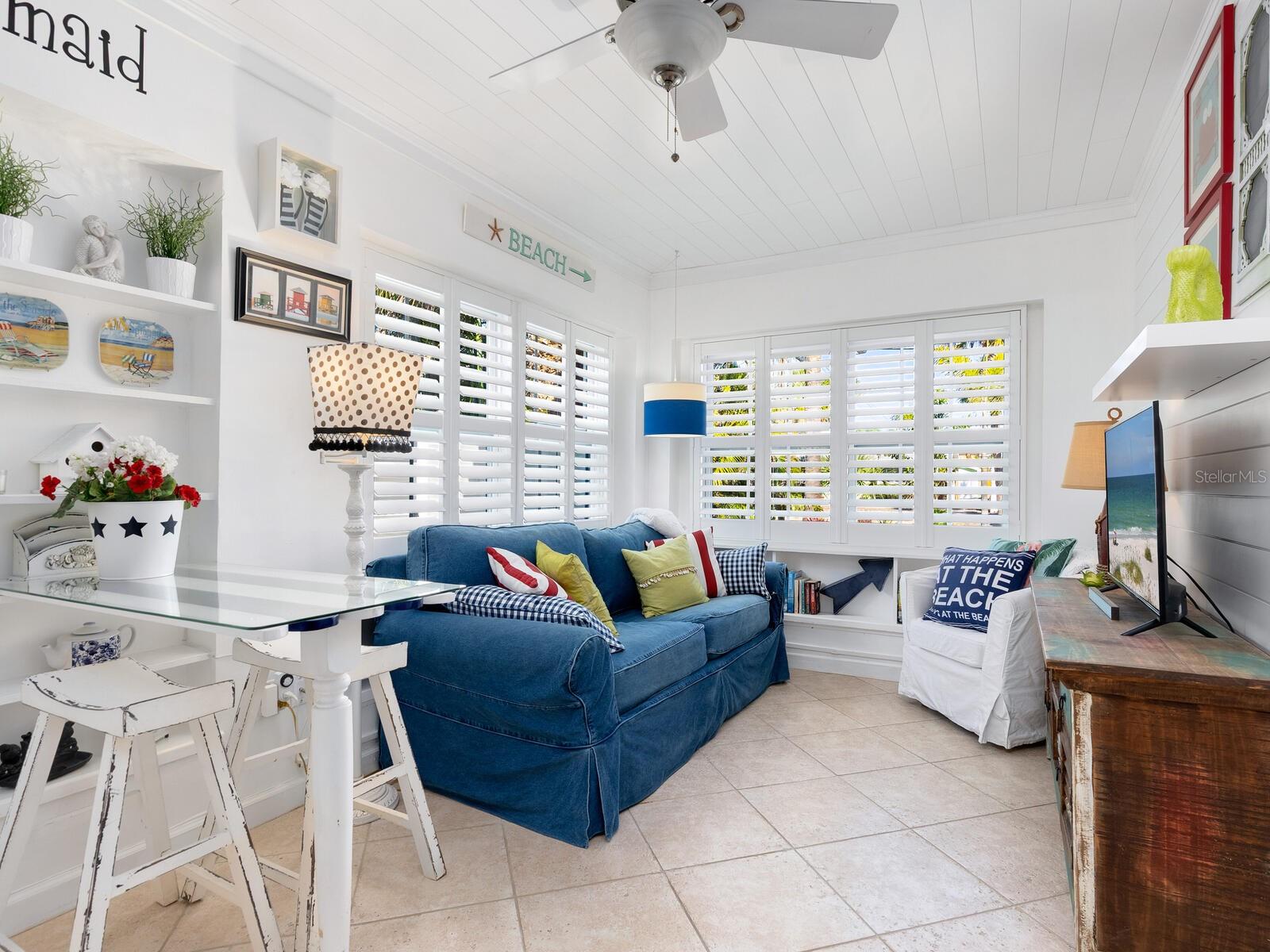 LIDO BEACH - Residential