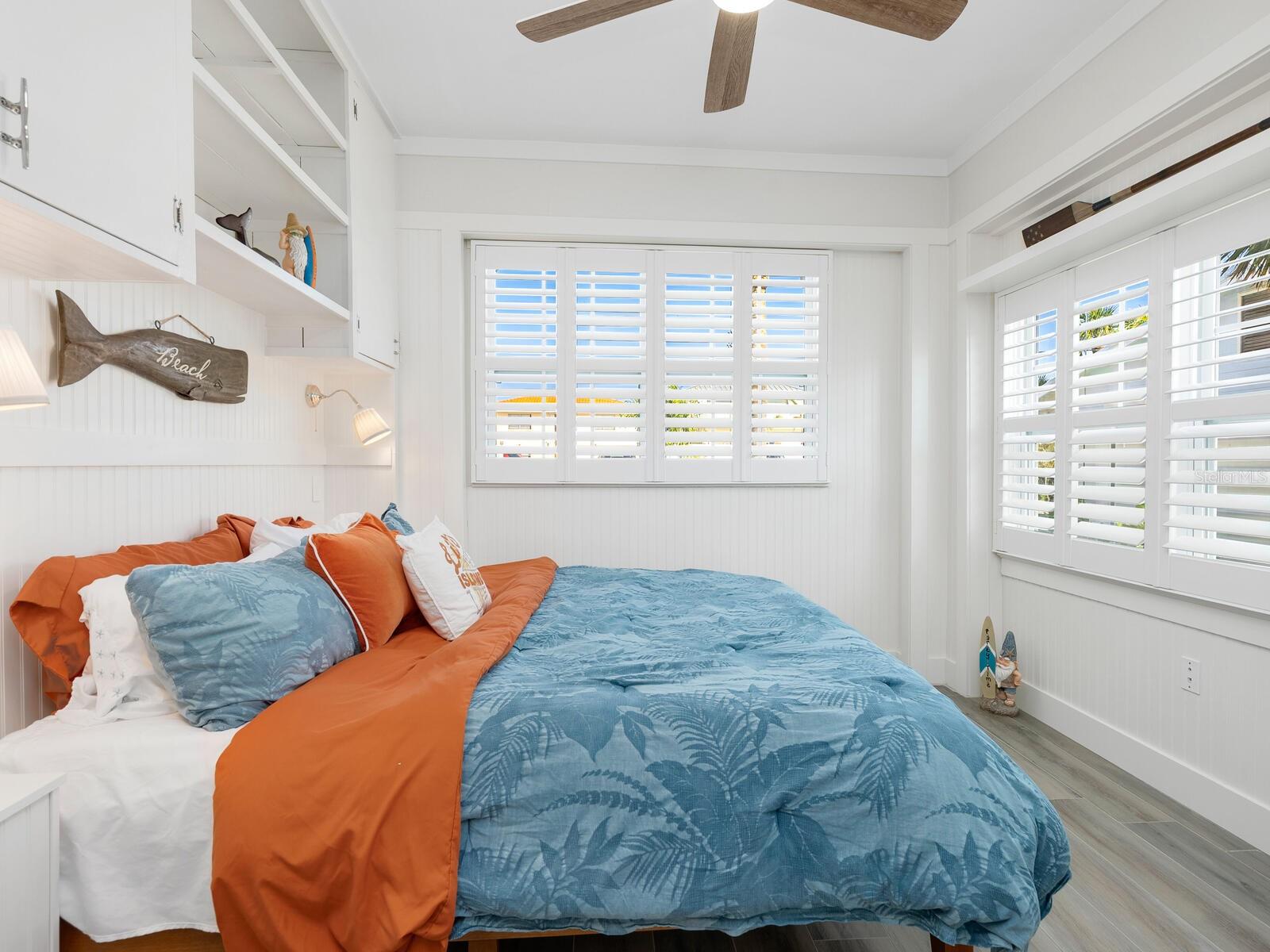LIDO BEACH - Residential