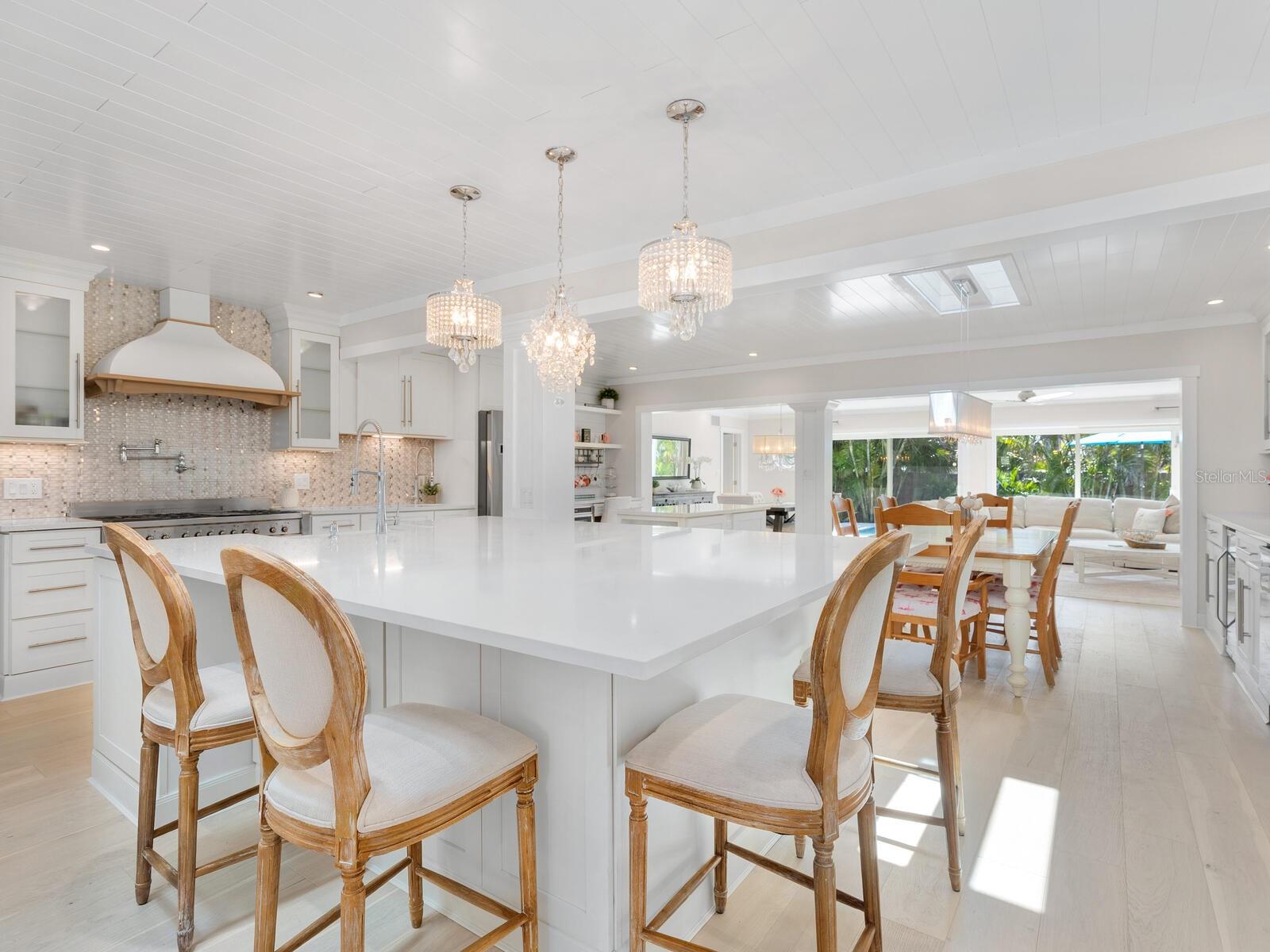 LIDO BEACH - Residential