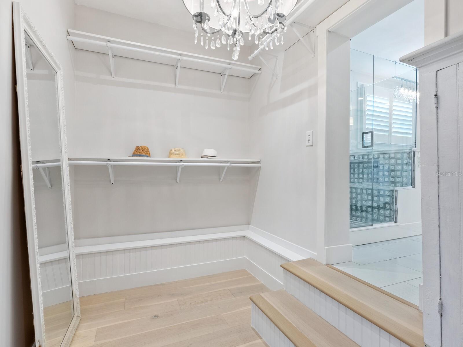 LIDO BEACH - Residential
