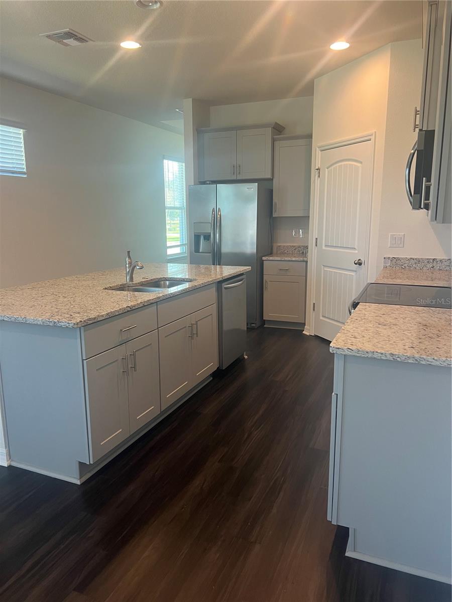 WATERLEIGH PH 3A - Residential Lease