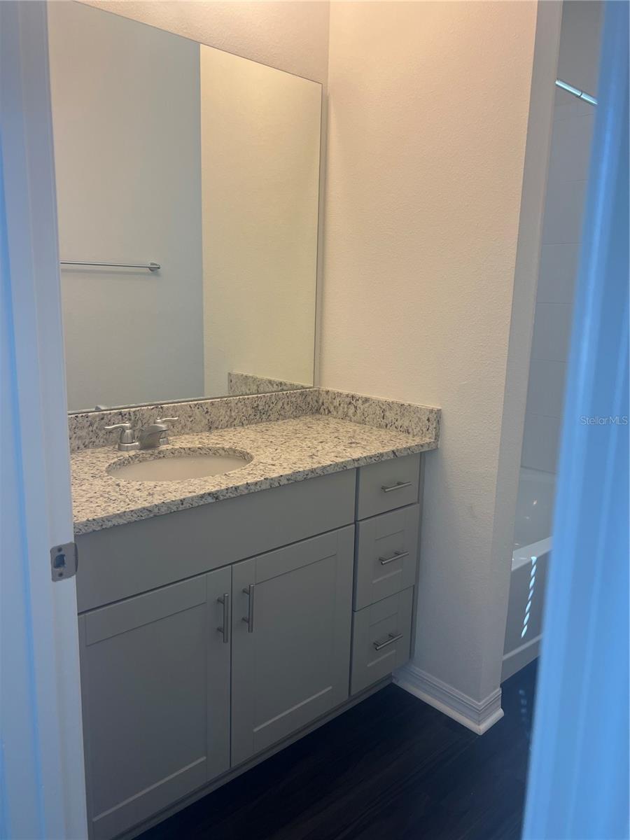 WATERLEIGH PH 3A - Residential Lease