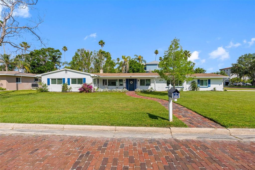 Photo of 1794 Santa Barbara Drive, Dunedin, FL 34698 (MLS # TB8501608)