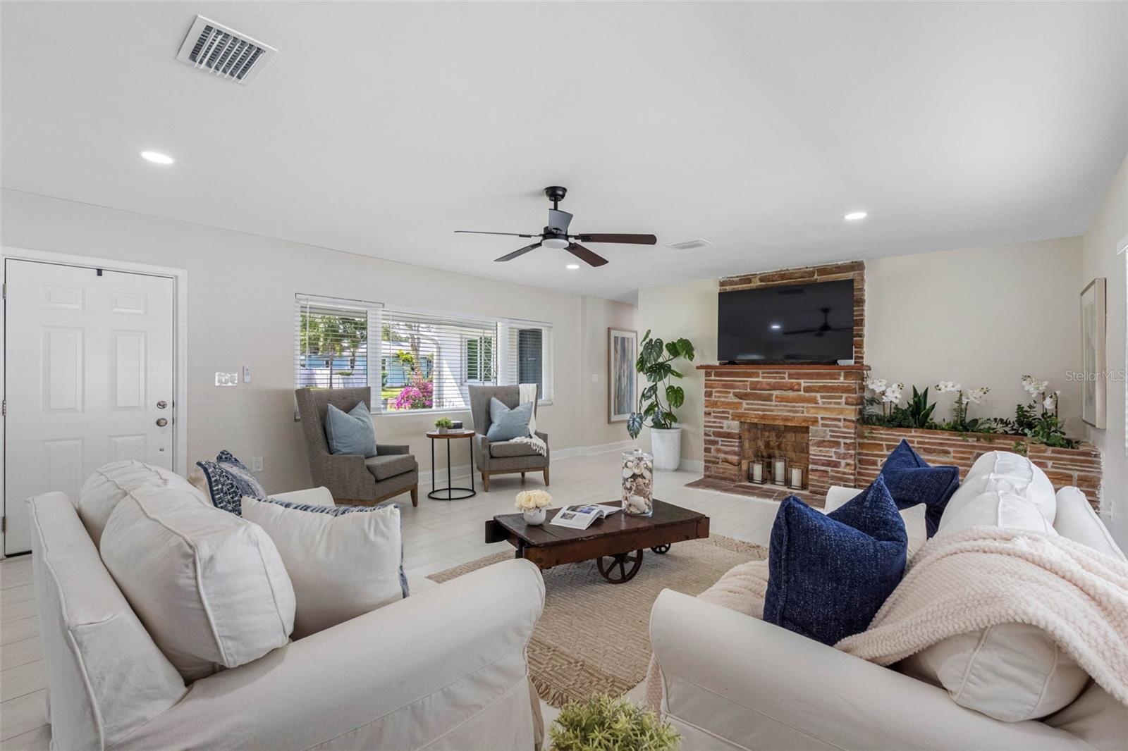 DUNEDIN ISLES 1 - Residential