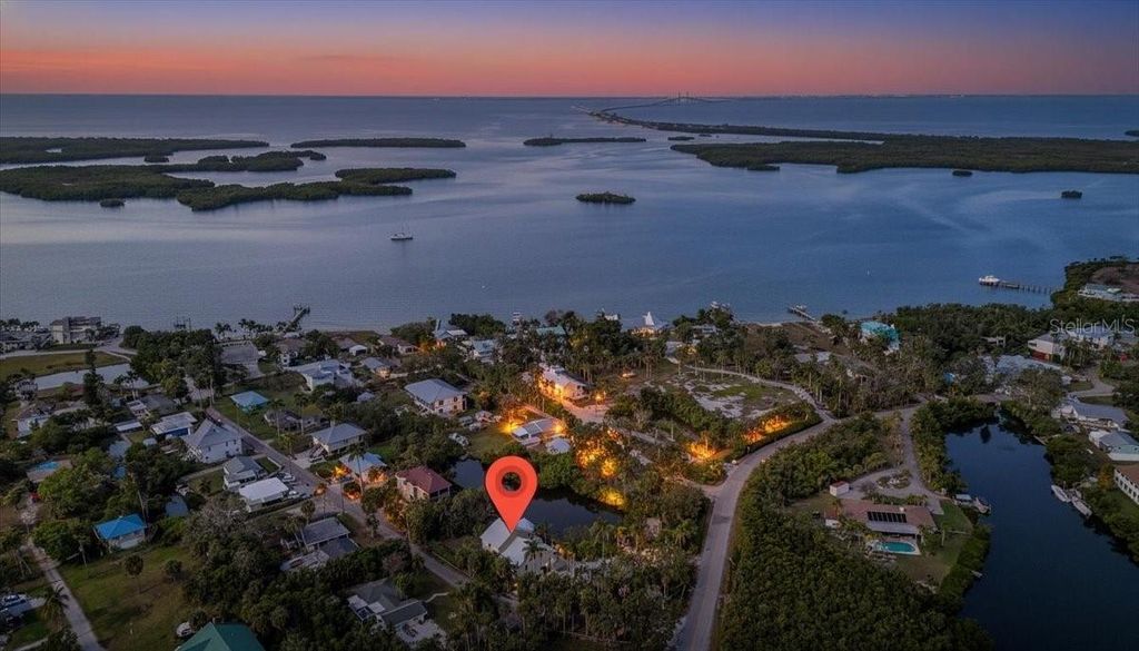 Photo of 1015 Bayshore Drive, Terra Ceia, FL 34250 (MLS # A4674520)