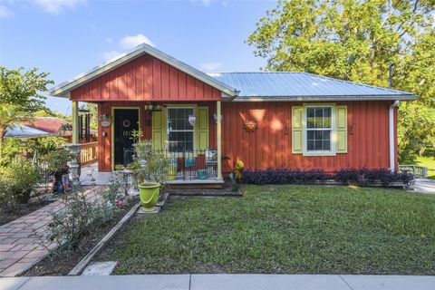 151 S CLAYTON STREET MOUNT DORA FL 32757
