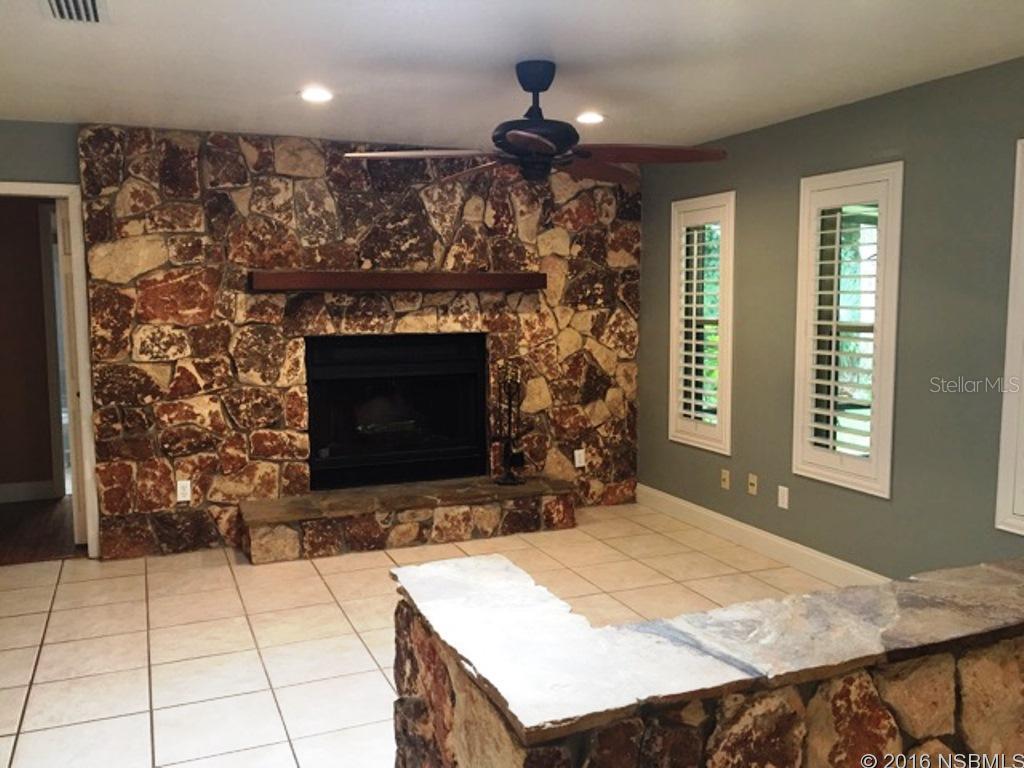 Florida Shores 01 - Residential Lease