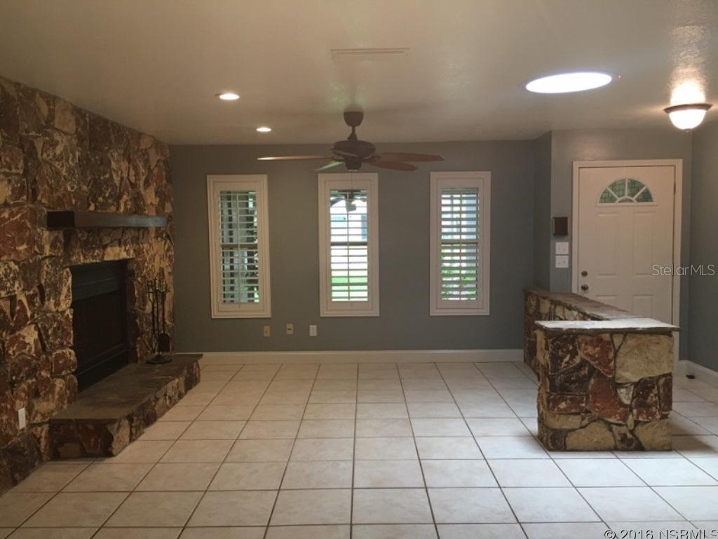 Florida Shores 01 - Residential Lease