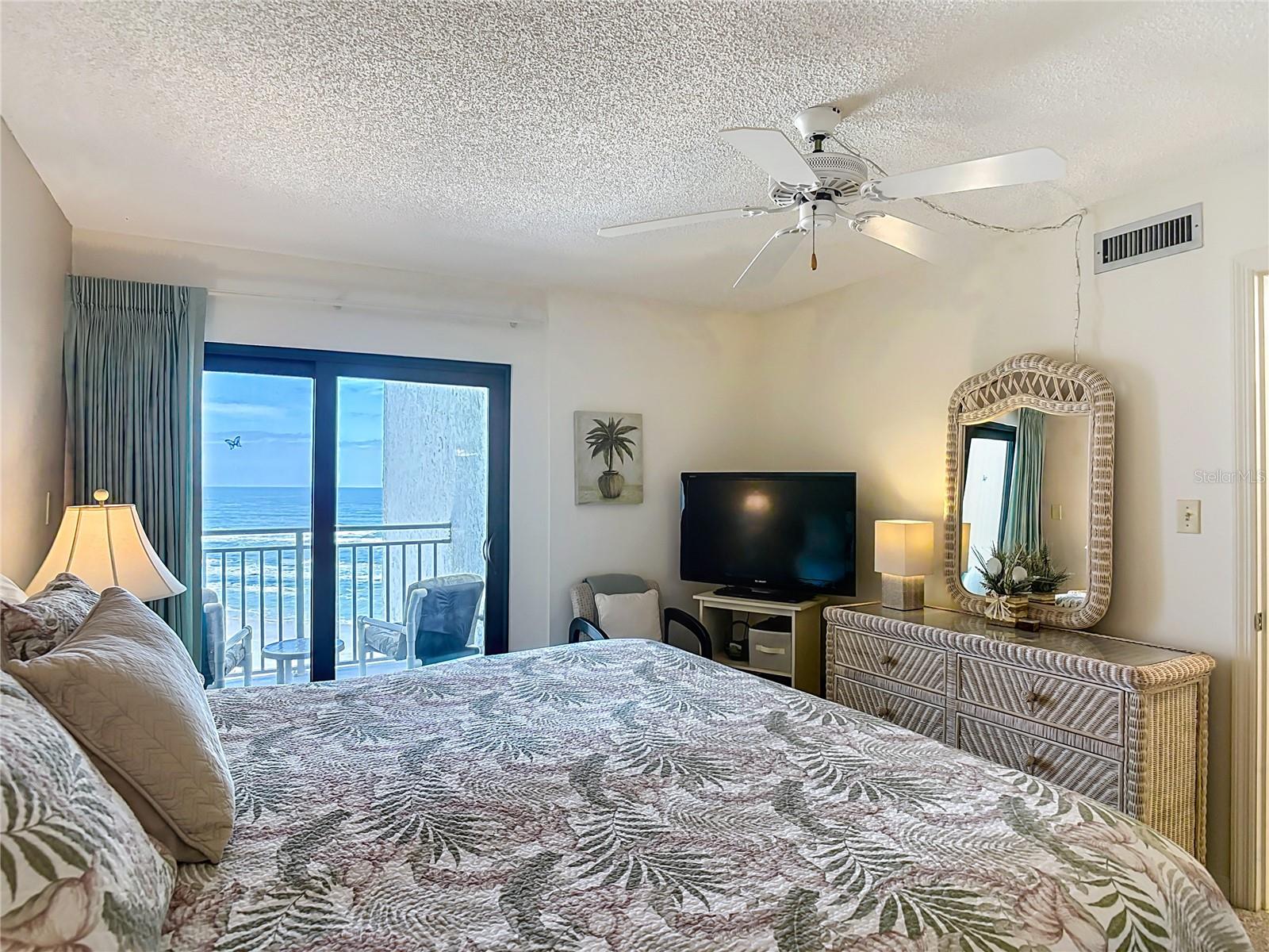 SEASCAPE TOWERS - Residential