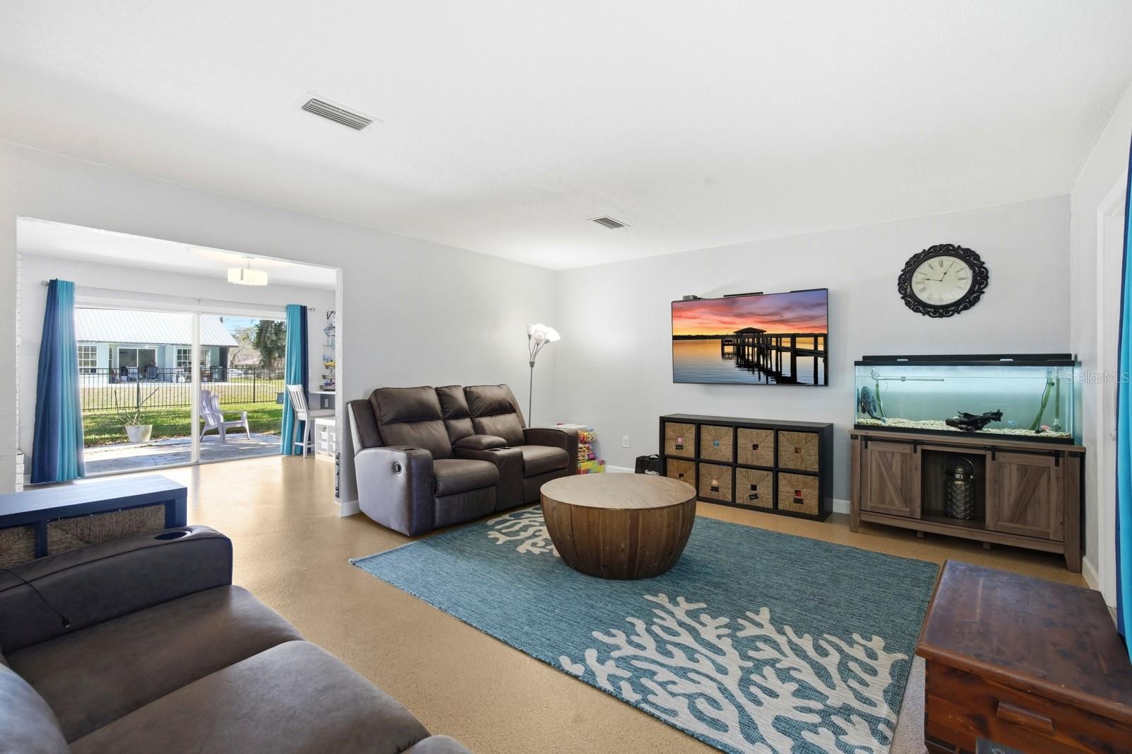 FLORIDA SHORES - Residential