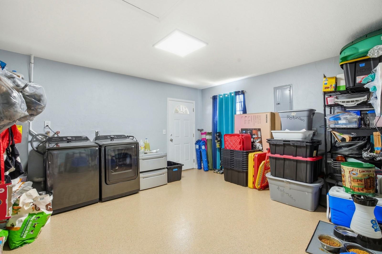 FLORIDA SHORES - Residential