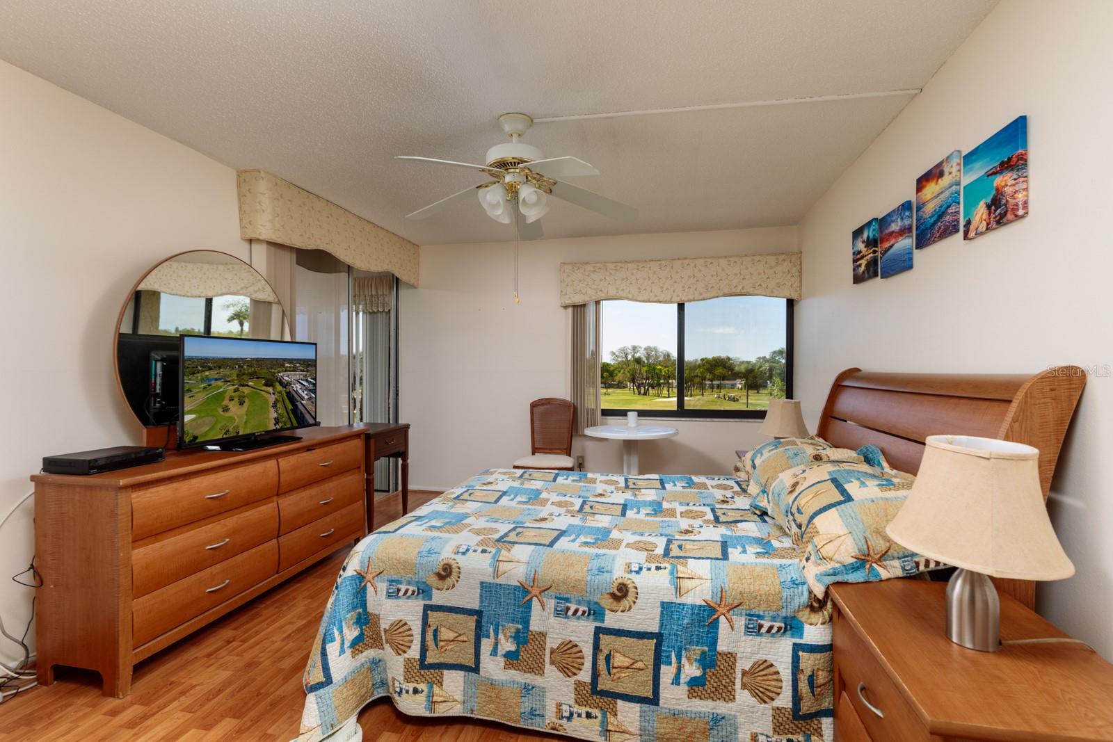 VILLAS DE GOLF CONDO - Residential