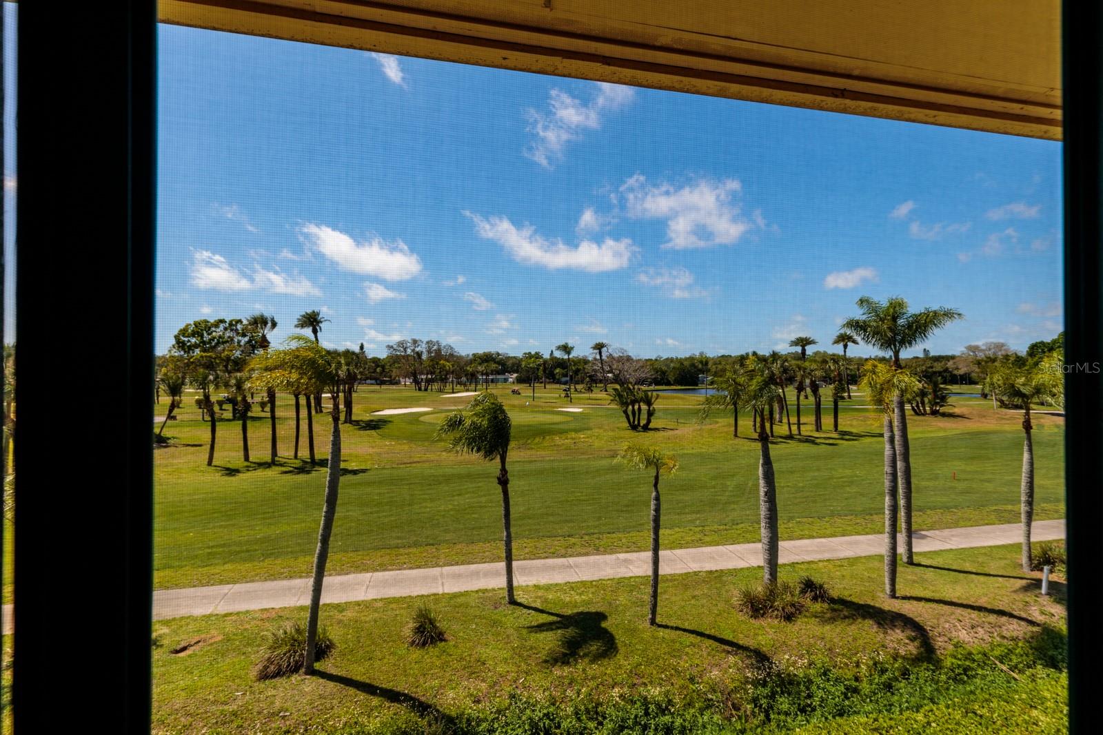 VILLAS DE GOLF CONDO - Residential