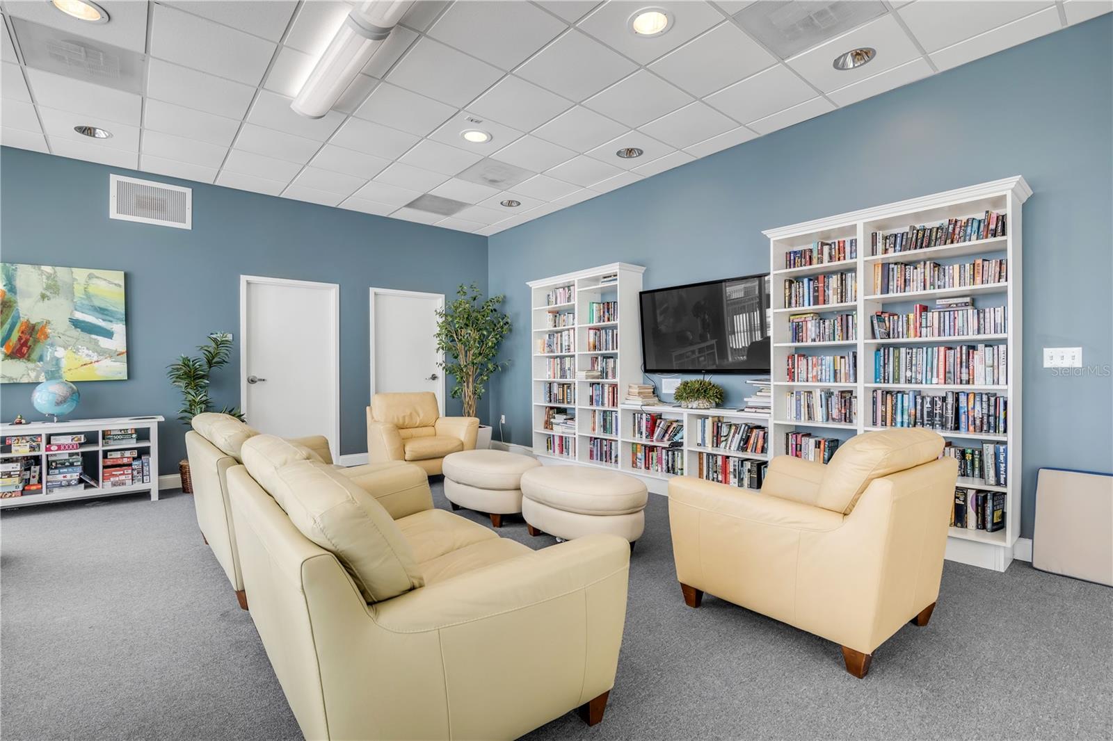 MARINA GRANDE/HALIFAX 01 - Residential