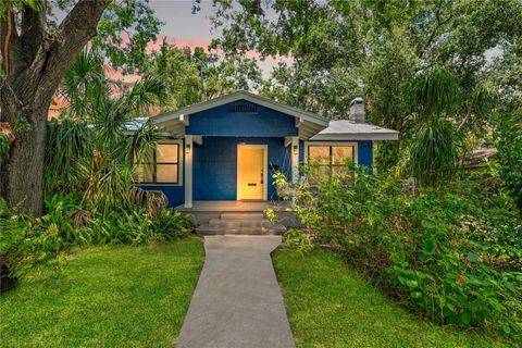 Photo of 217 W Powhatan Avenue, Tampa, FL 33604 (MLS # TB8399952)