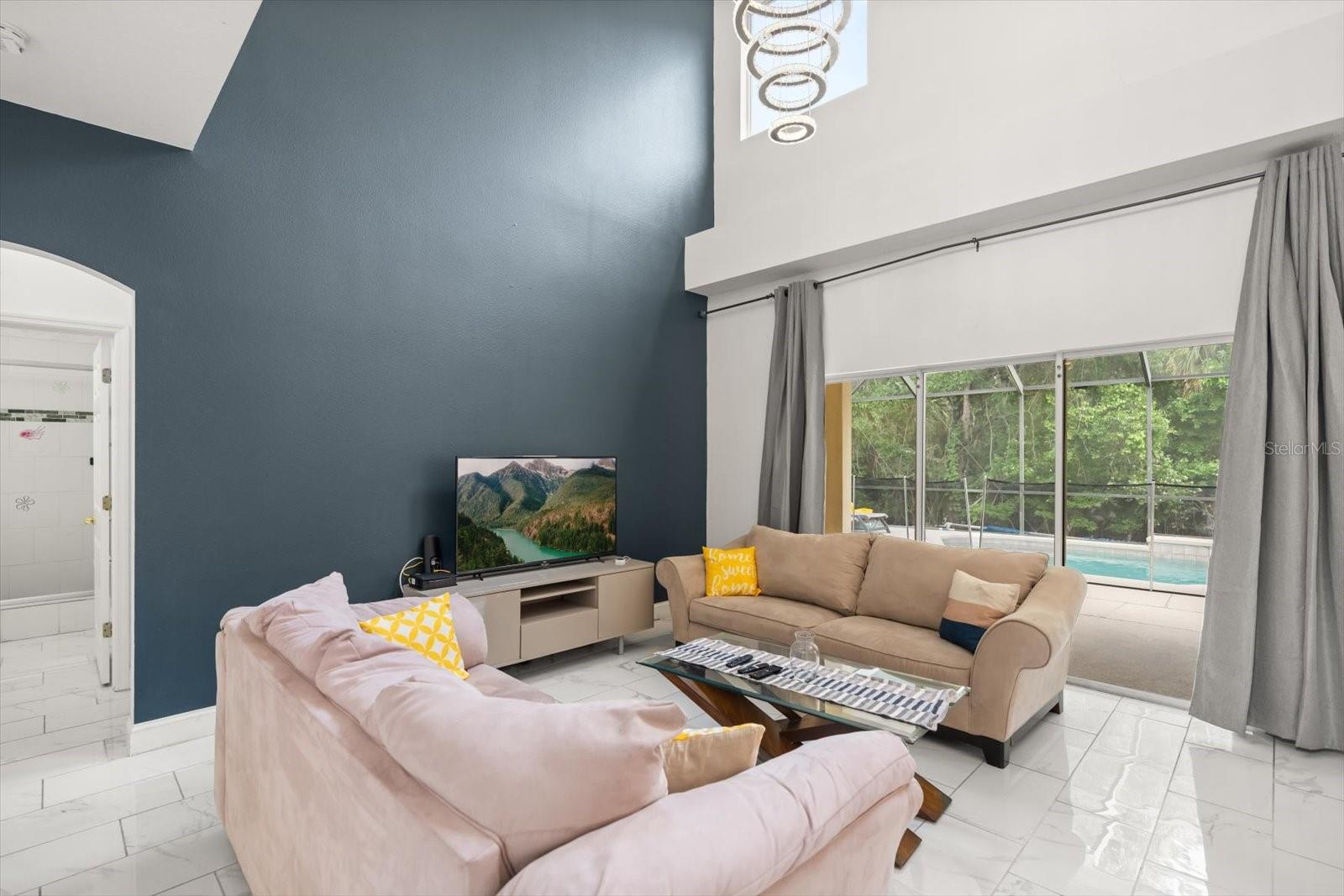 CUMBRIAN LAKES RESIDENCE PH 3 - Residential