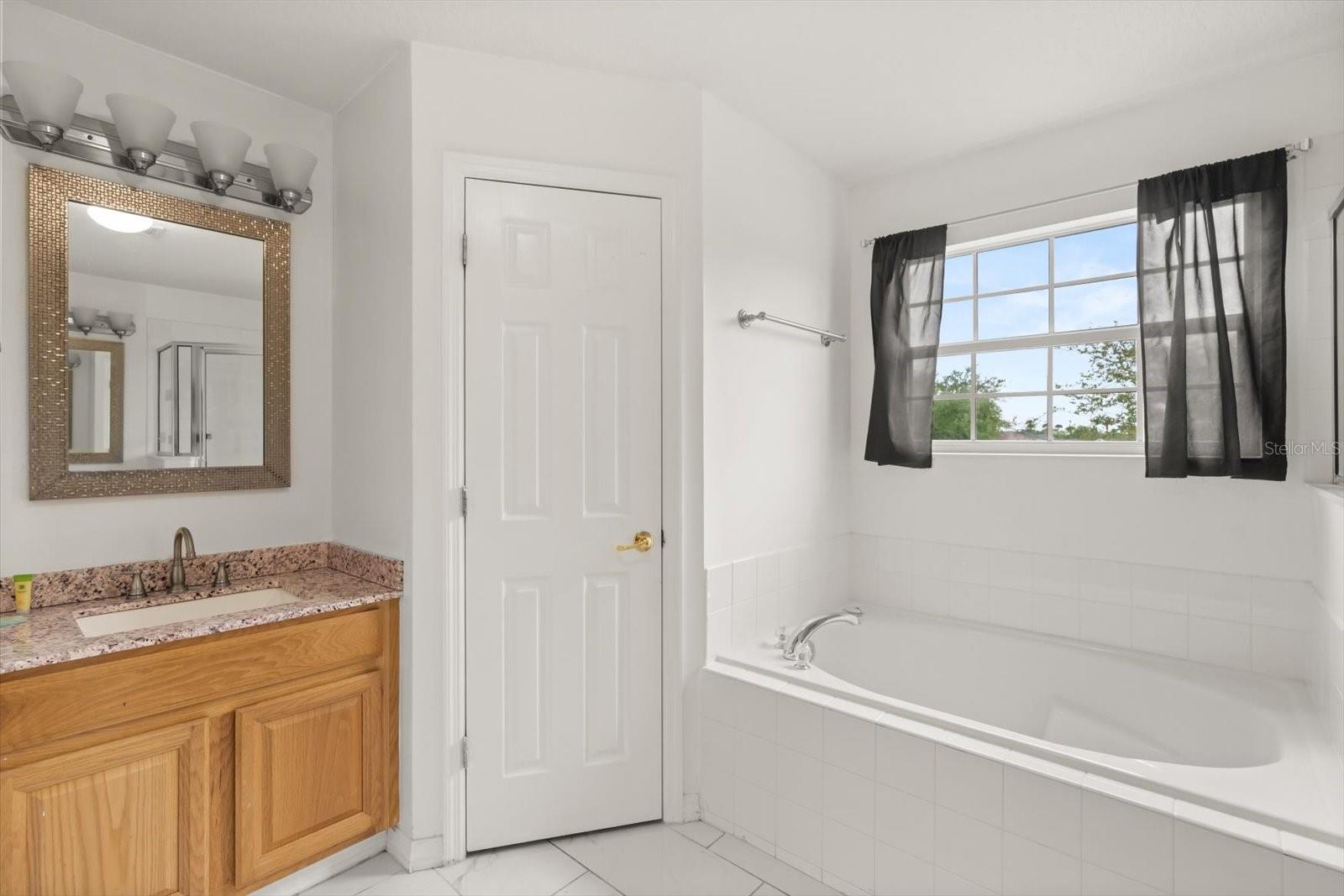 CUMBRIAN LAKES RESIDENCE PH 3 - Residential