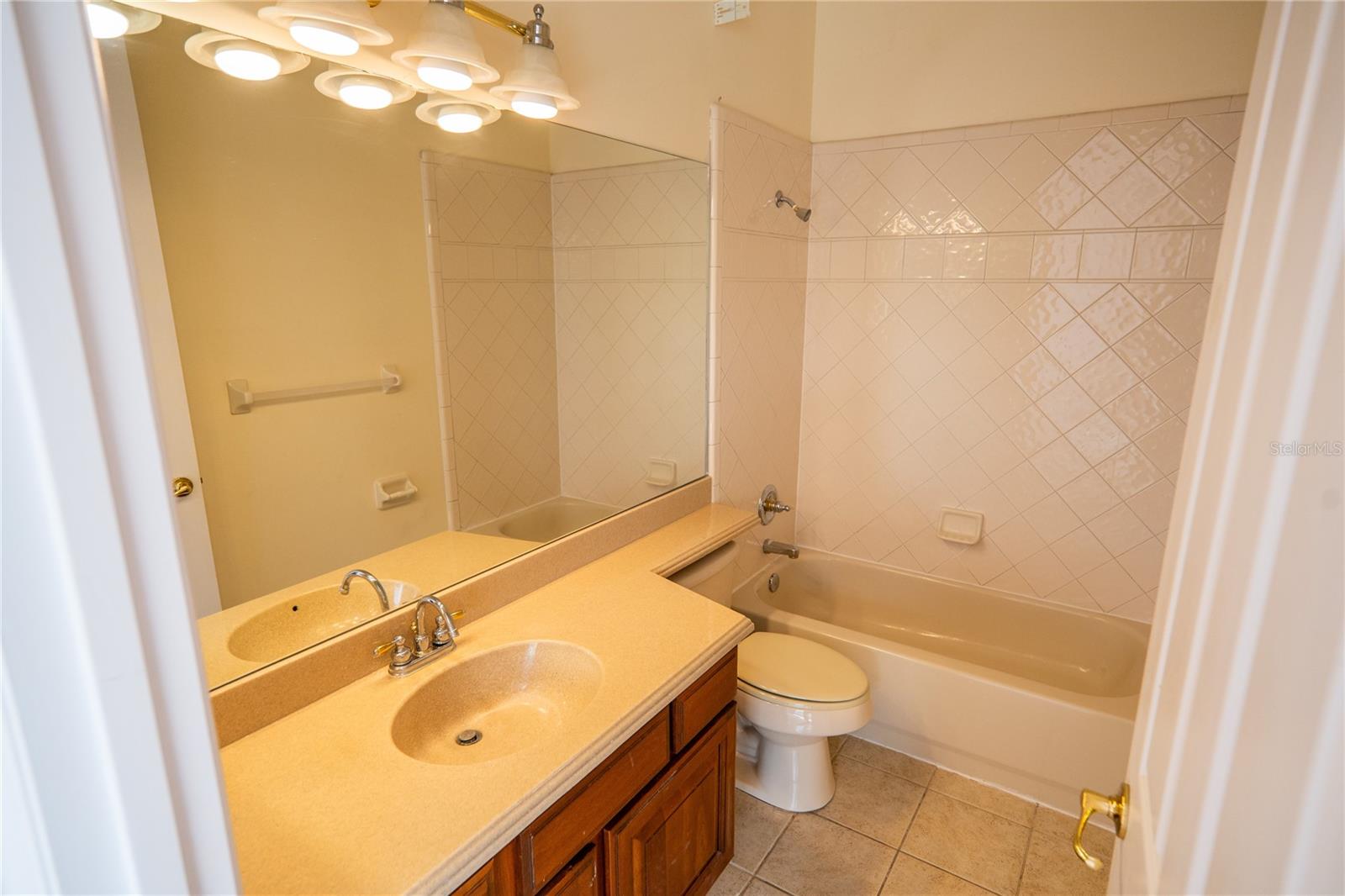 RESERVE AT CYPRESS SPGS 02 45/77 - Residential