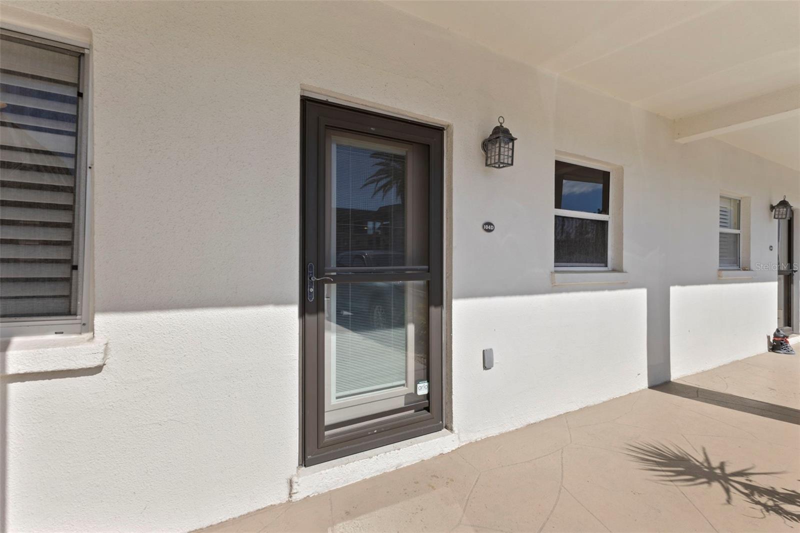 LONGBOAT ARMS - Residential Lease