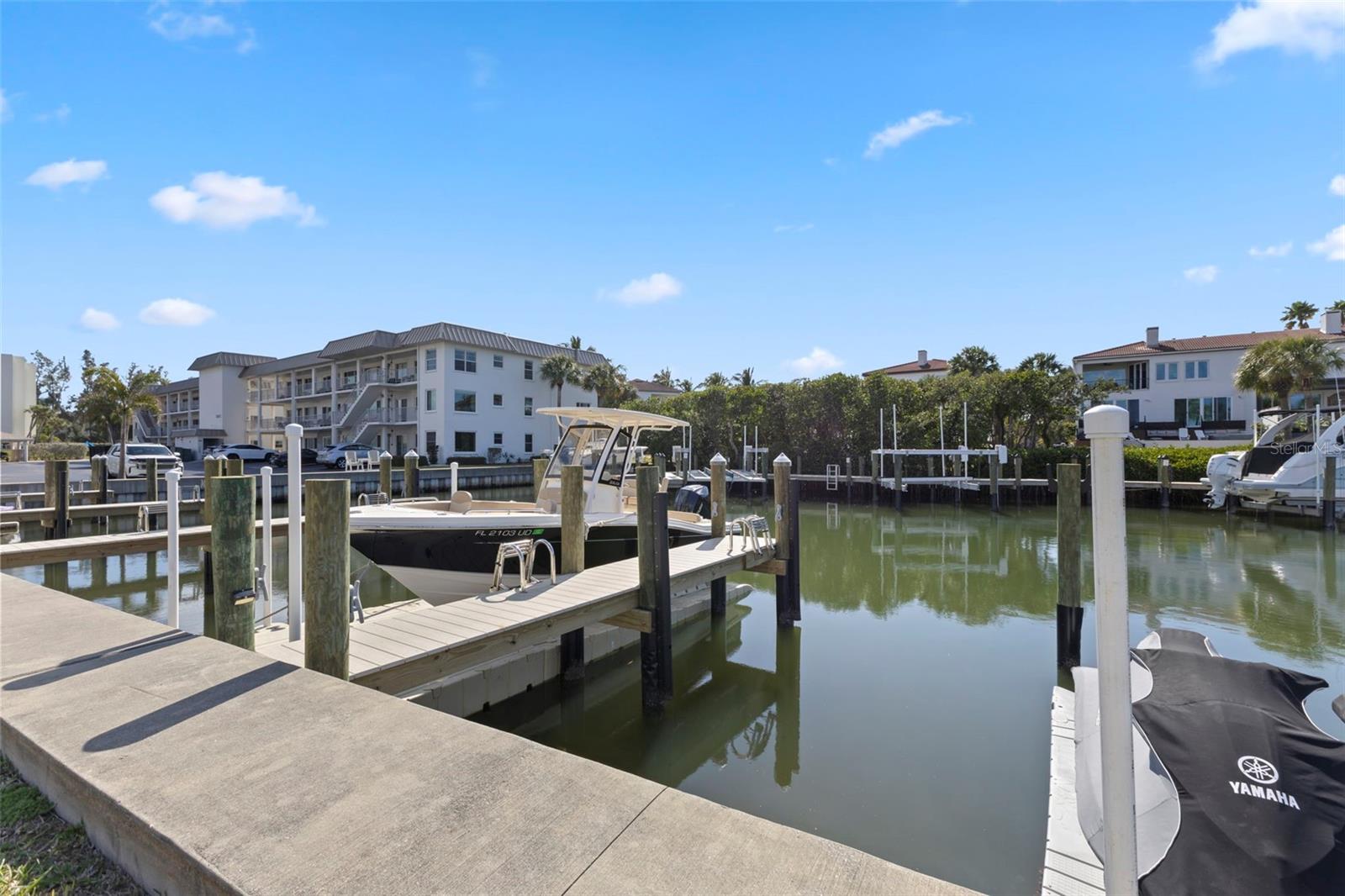 LONGBOAT ARMS - Residential Lease