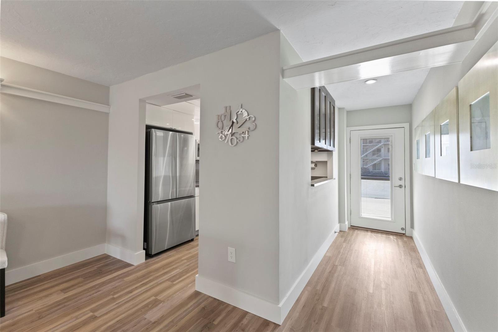 LONGBOAT ARMS - Residential Lease