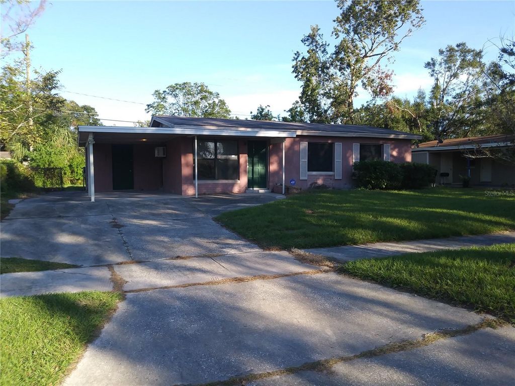 Photo of 2183 Patterson Avenue, Orlando, FL 32811 (MLS # O6391328)