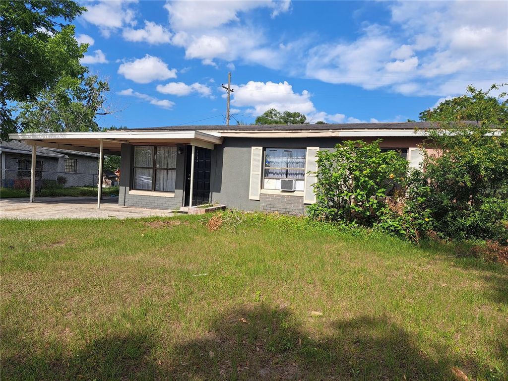 Photo of 2183 Patterson Avenue, Orlando, FL 32811 (MLS # O6391328)