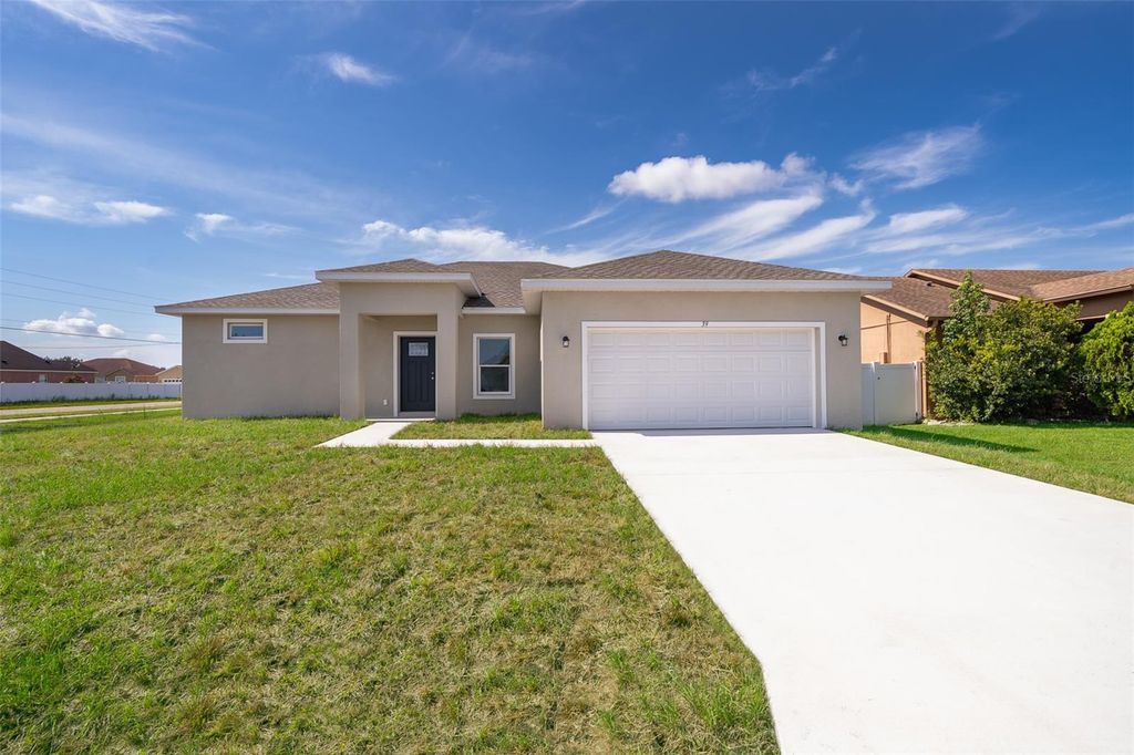 Photo of 39 Catalina Court, Kissimmee, FL 34758 (MLS # G5099558)