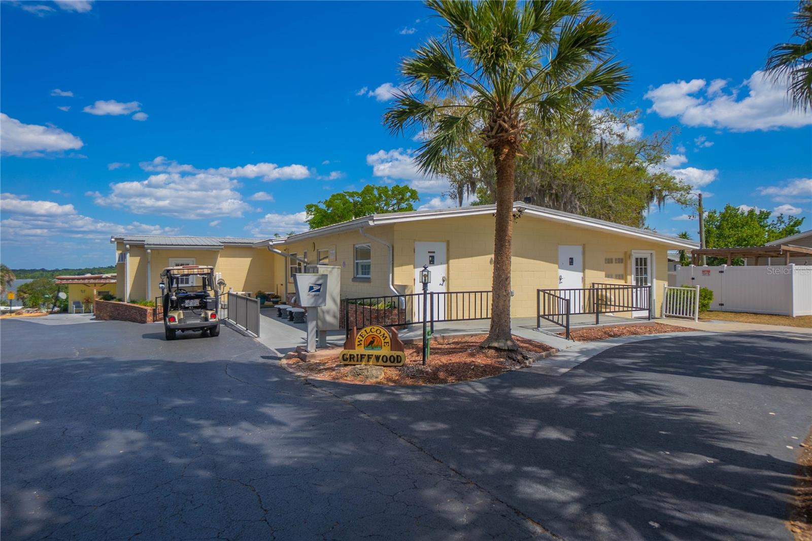 GRIFFWOOD CO-OP - Residential