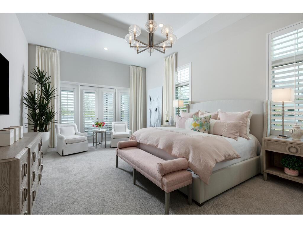 LAKE CLUB - Residential