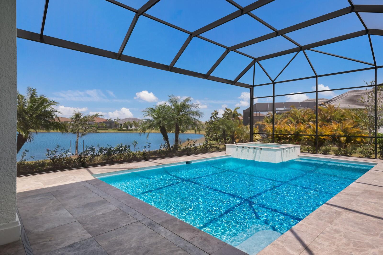 LAKE CLUB - Residential