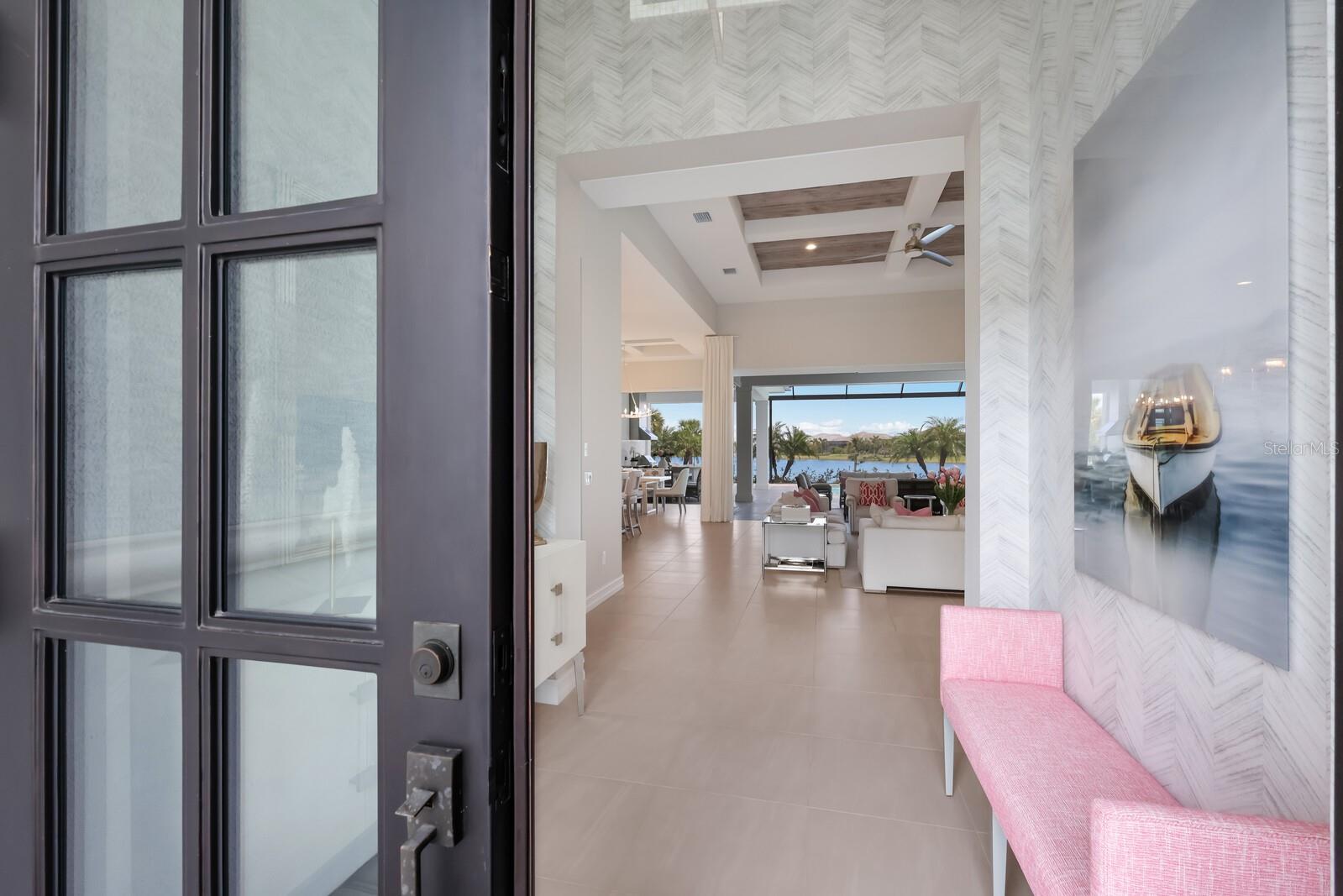 LAKE CLUB - Residential