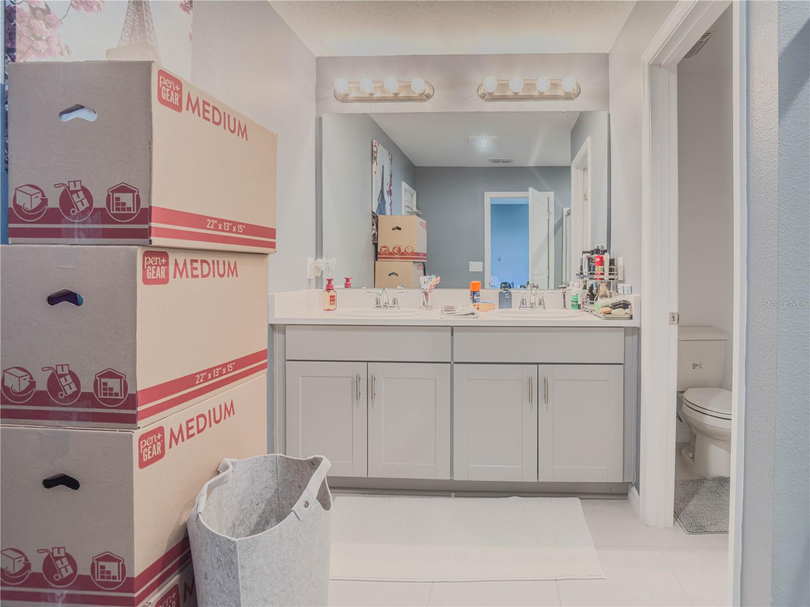 STEPPING STONE PRESERVE - Residential Lease