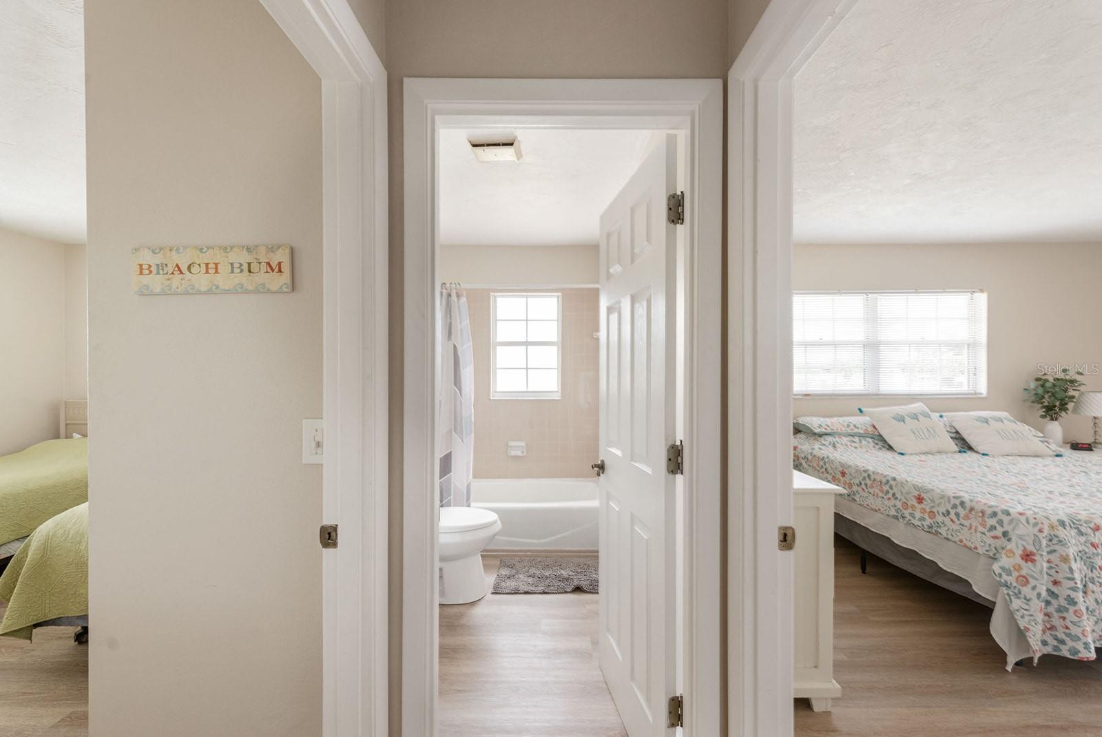 PALM MANOR - Residential