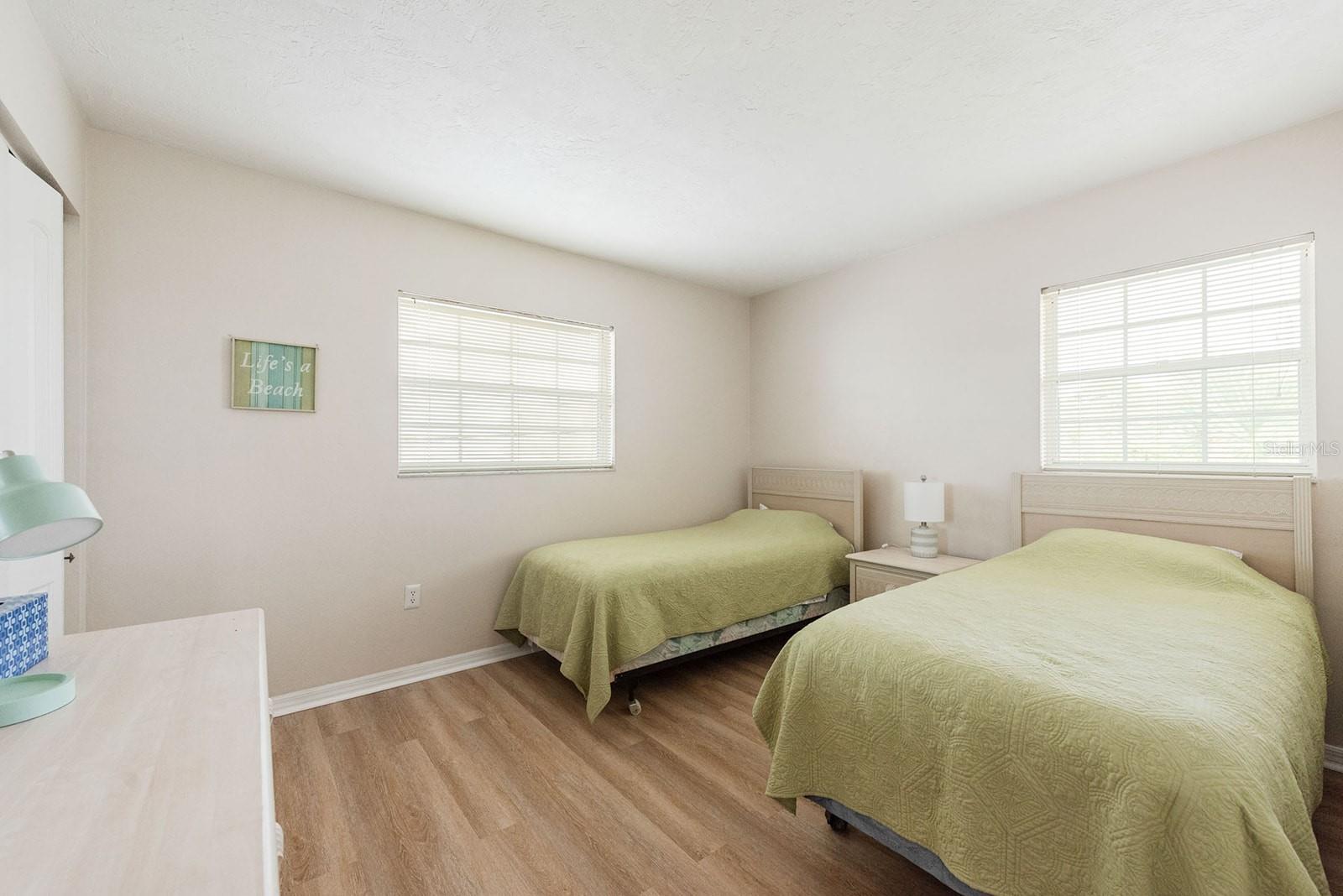 PALM MANOR - Residential