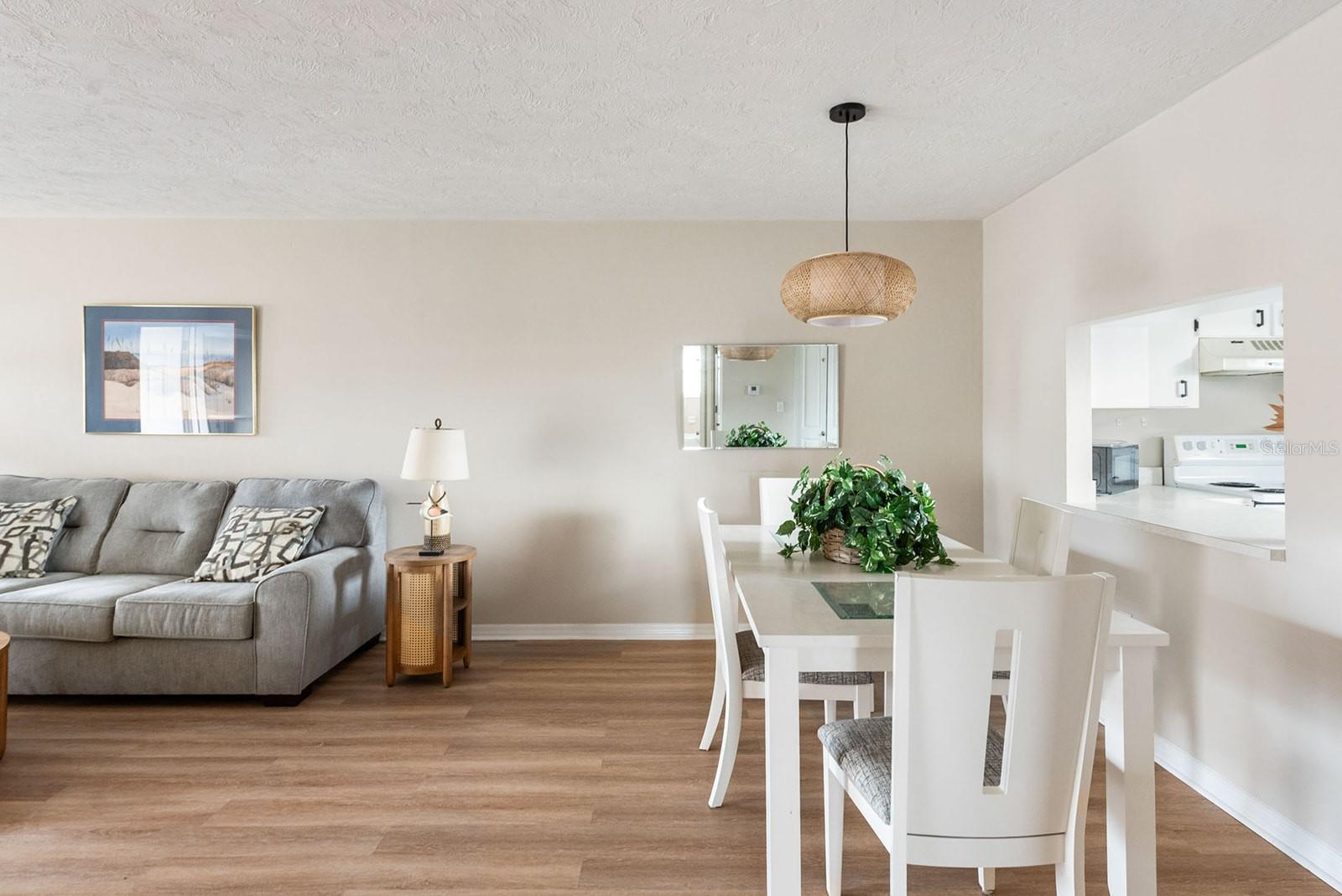 PALM MANOR - Residential