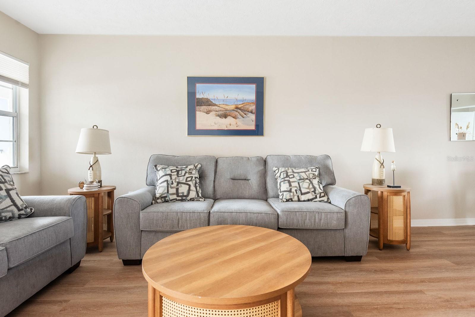 PALM MANOR - Residential