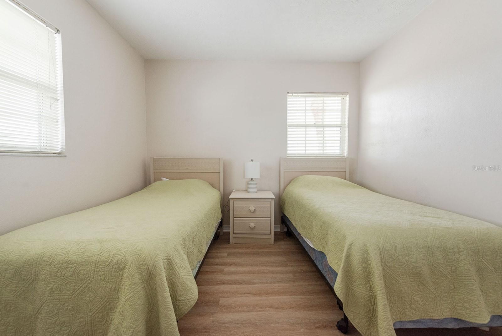 PALM MANOR - Residential