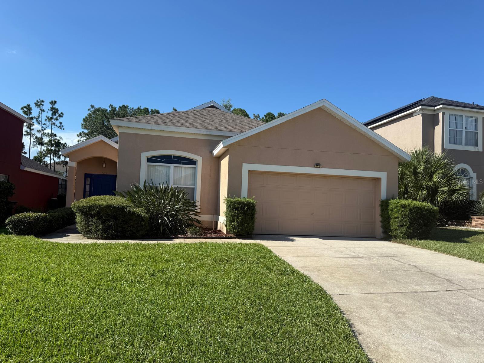 This beautiful pool home in the desirable Tuscan Ridge community features 4 bedrooms and 2 baths, offering an ideal mix of comfort and convenience. Inside, the thoughtfully designed floor plan includes a separate dining area that flows into the open living room, along with a bright kitchen equipped with stainless steel appliances and a cozy breakfast nook overlooking the pool—perfect for casual meals.
Step outside to your private screened-in patio, complete with a refreshing pool and a covered lounge area, ideal for relaxing and soaking up Florida’s sunshine. While the roof is original, the AC was updated in 2020, and the interior and exterior were freshly painted in 2022. This home does need some TLC to truly shine.
Tuscan Ridge enjoy access to a clubhouse and tennis court, and the location is just minutes from major theme parks, about 30 miles from Orlando International Airport, as well as nearby entertainment, shopping, and dining.
Experience the relaxed Florida lifestyle in this welcoming home— Schedule your tour today!