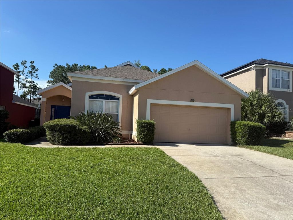 Photo of 525 Corvina Drive, Davenport, FL 33897 (MLS # O6333131)