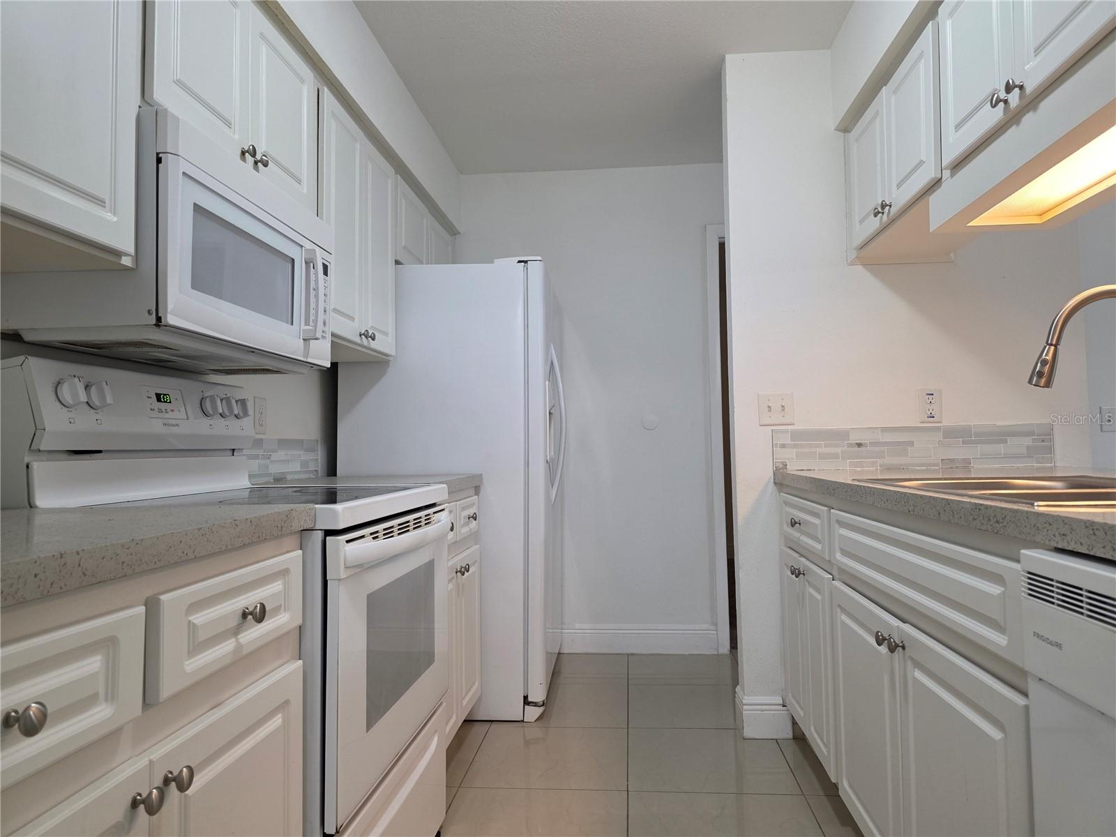 LIVINGSTON UNIT II B - Residential