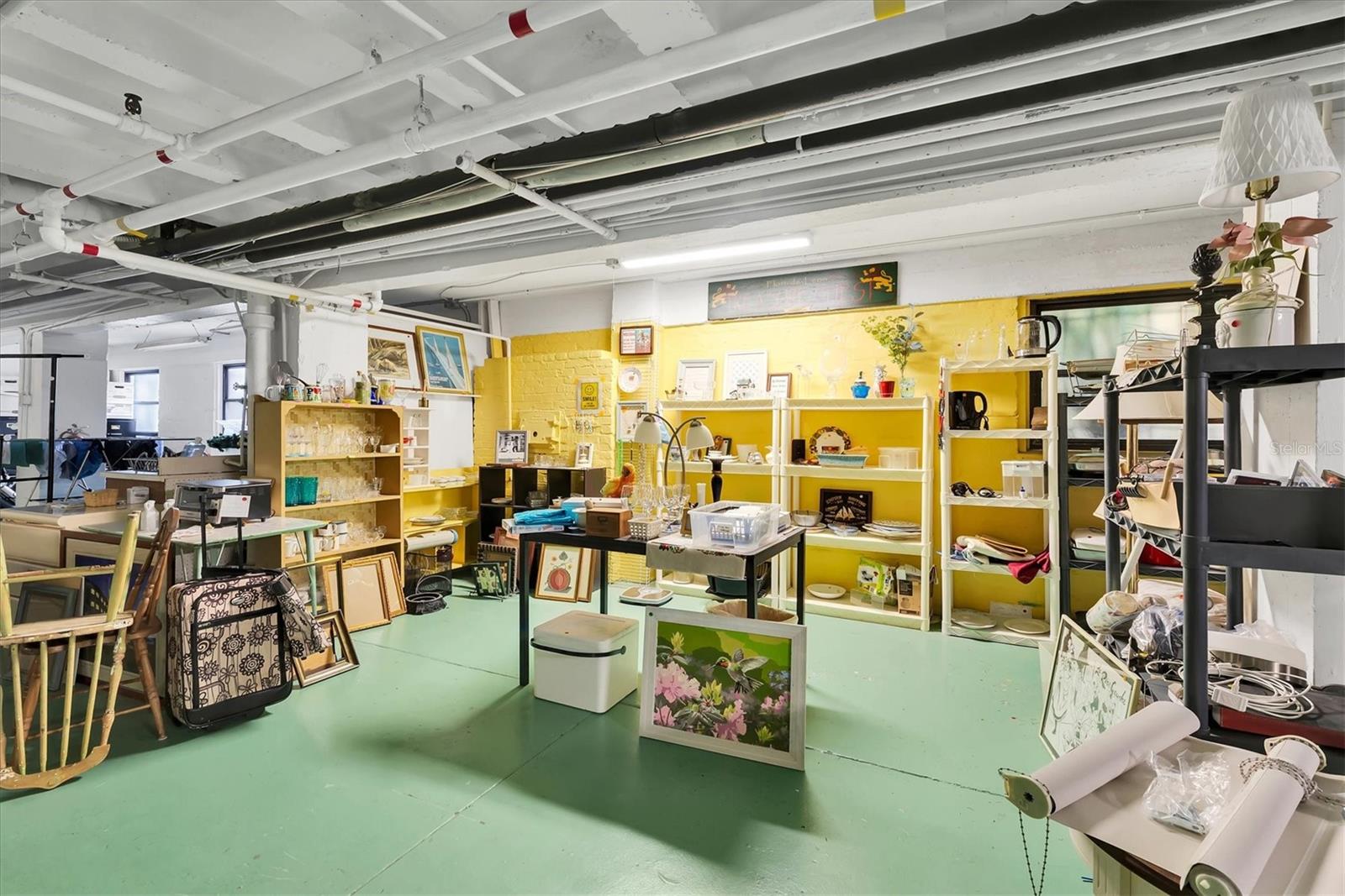 FLORI DE LEON APTS CO-OP - Residential