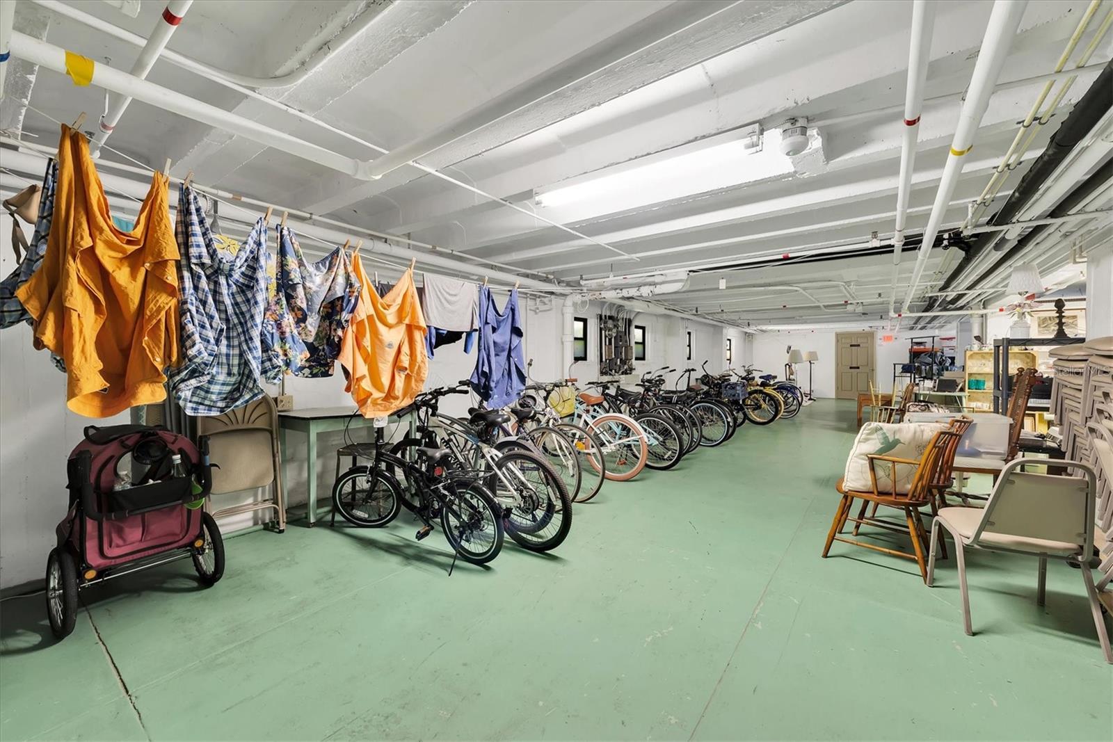 FLORI DE LEON APTS CO-OP - Residential